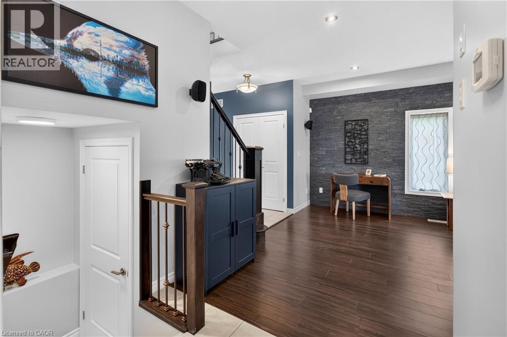 516 NETHERWOOD Crescent - 19