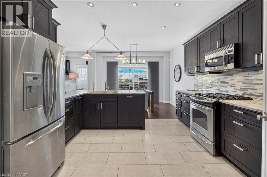 516 NETHERWOOD Crescent - 14