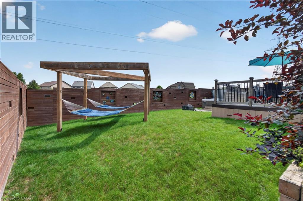 516 NETHERWOOD Crescent - 47