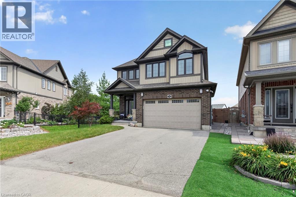 516 NETHERWOOD Crescent - 1