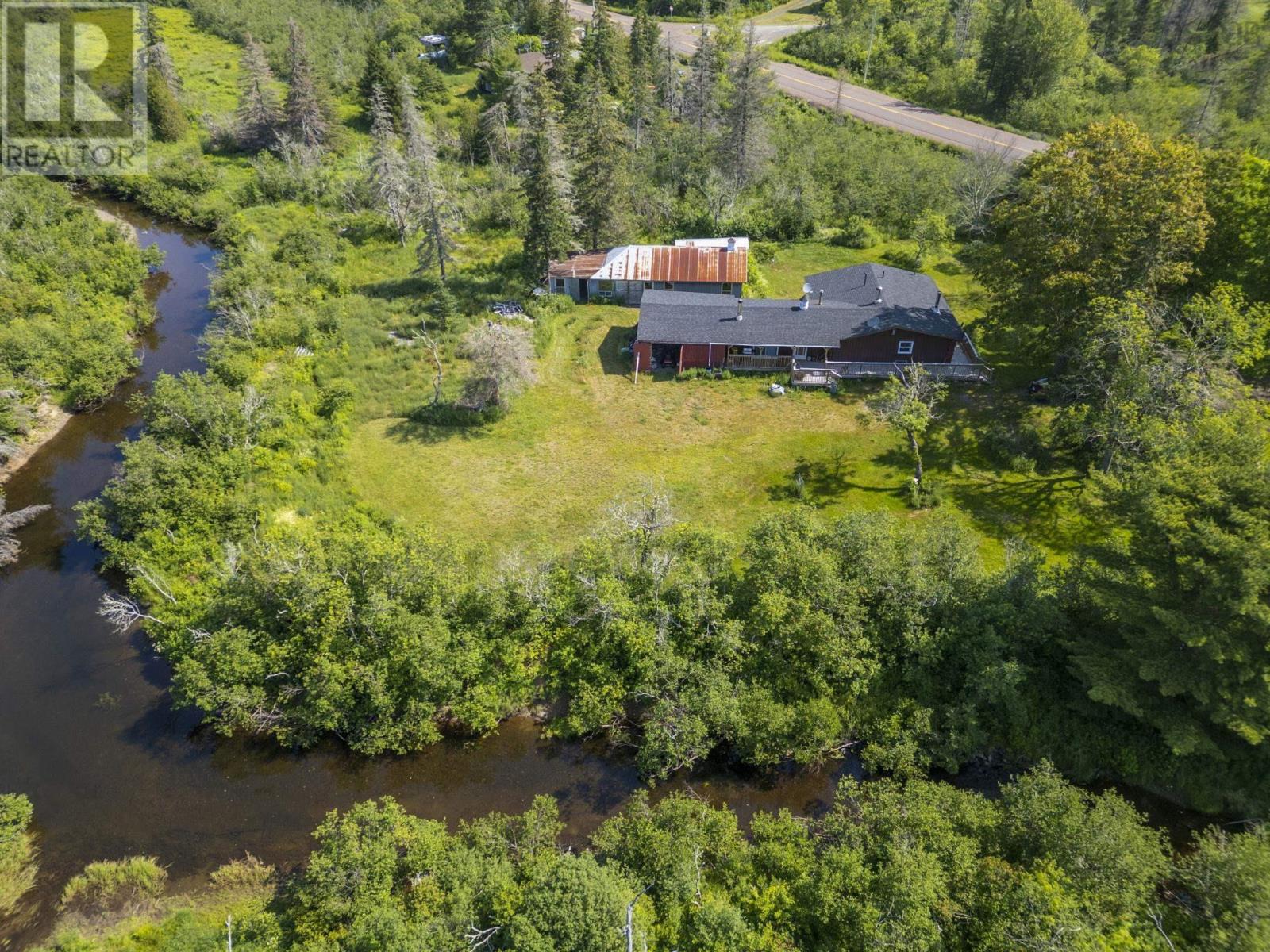 219 West River East Side Road - 40