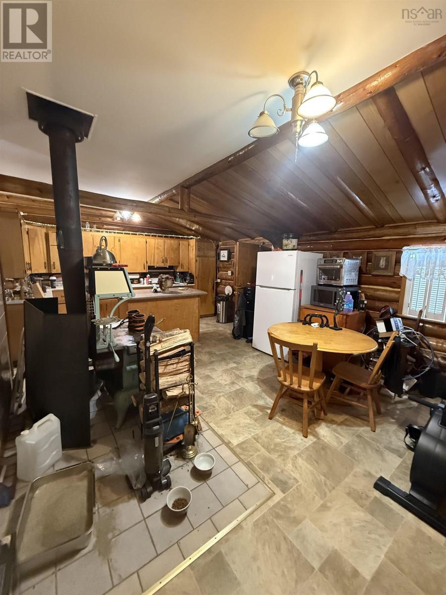 219 West River East Side Road - 4