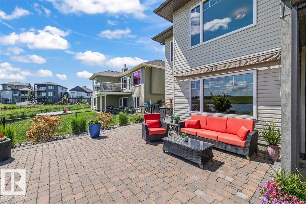 87 LAKELAND CR - 48