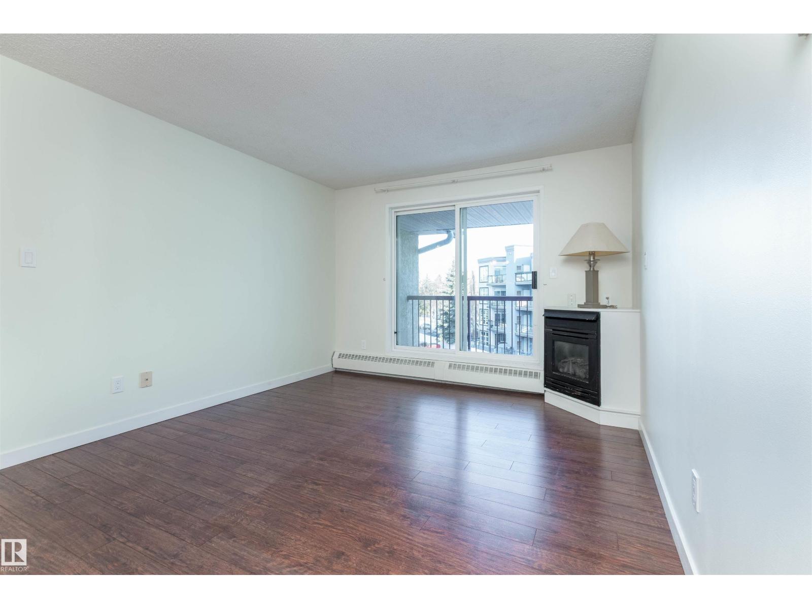 #458 10520 120 ST NW - 11