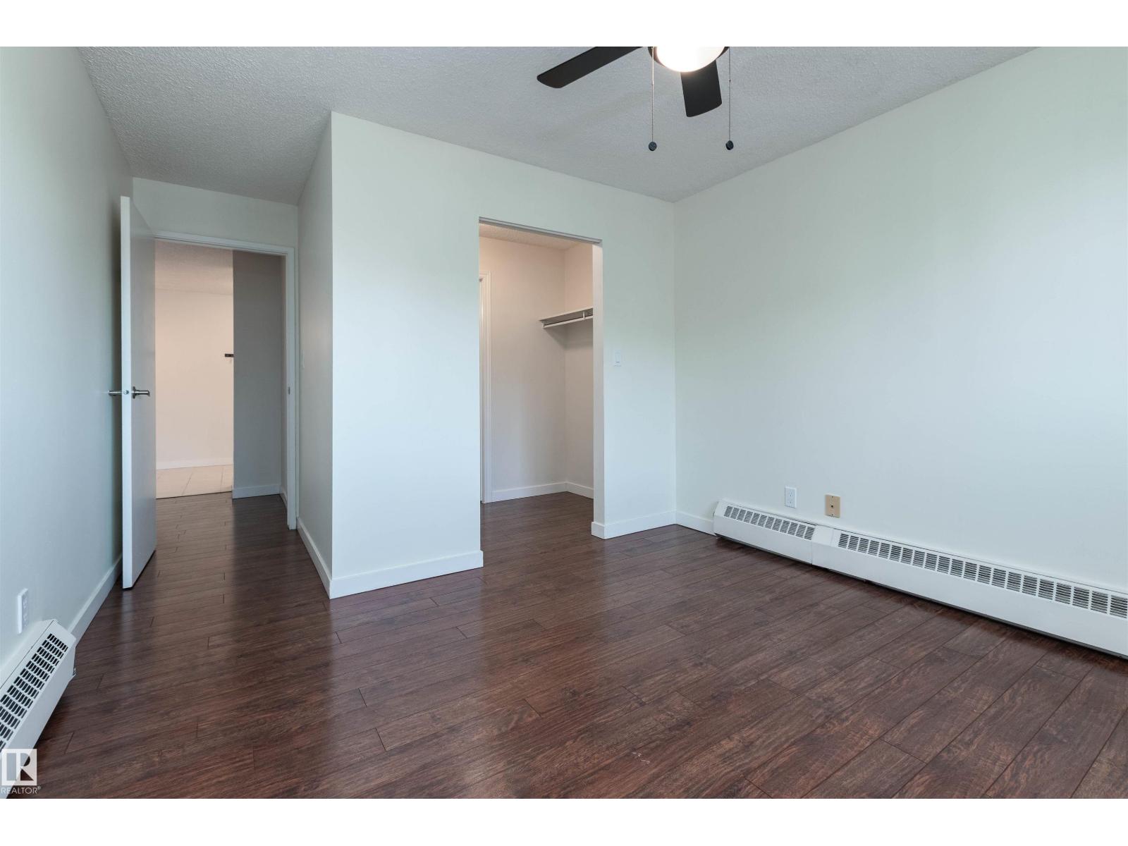 #458 10520 120 ST NW - 19
