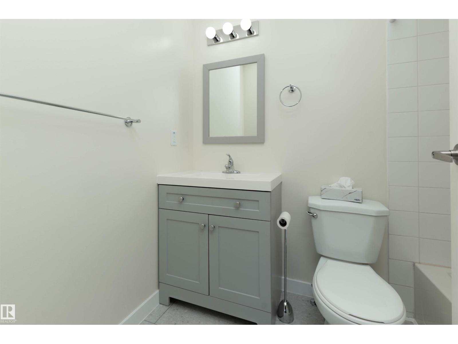 #458 10520 120 ST NW - 21
