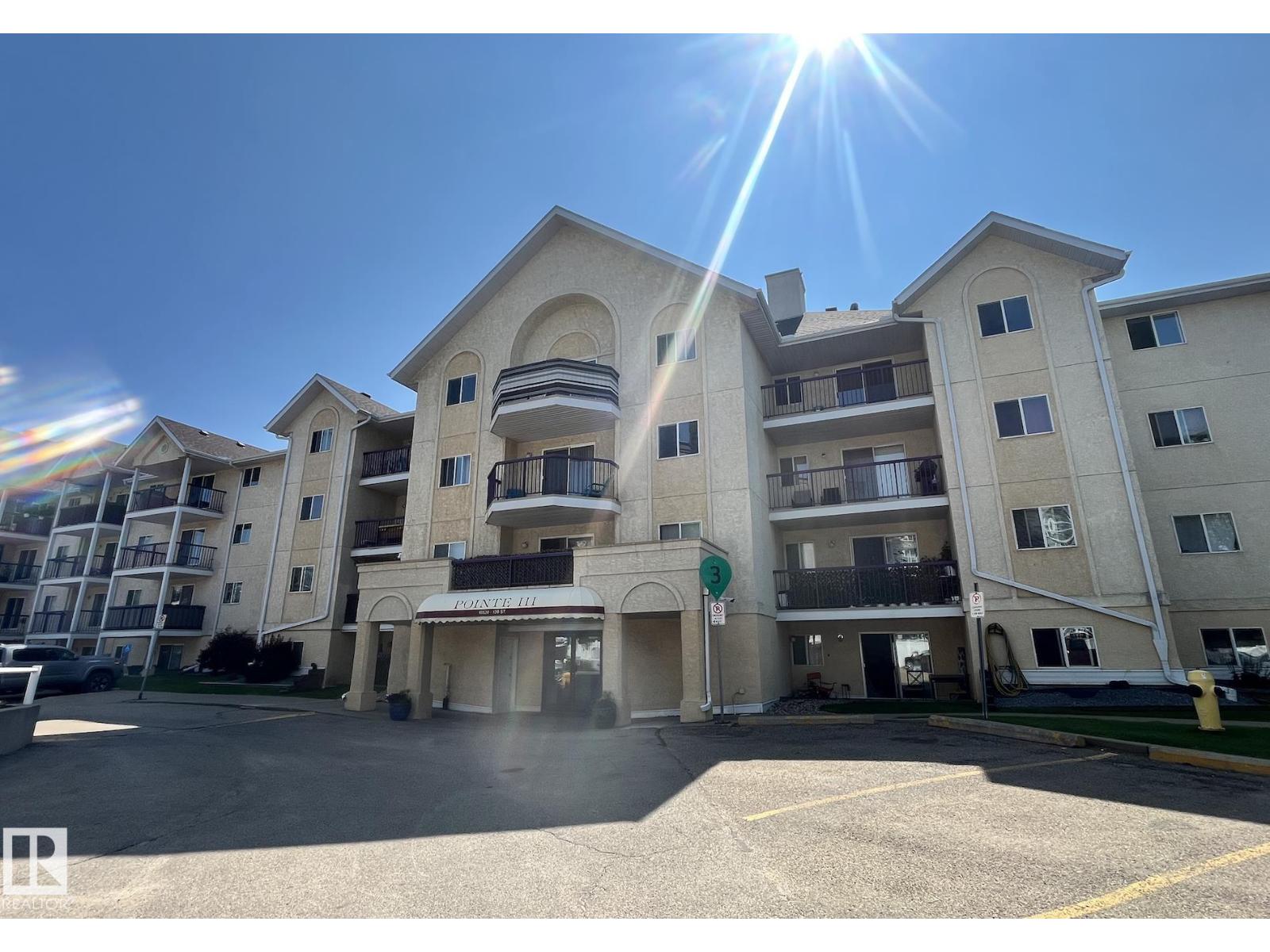 #458 10520 120 ST NW - 28