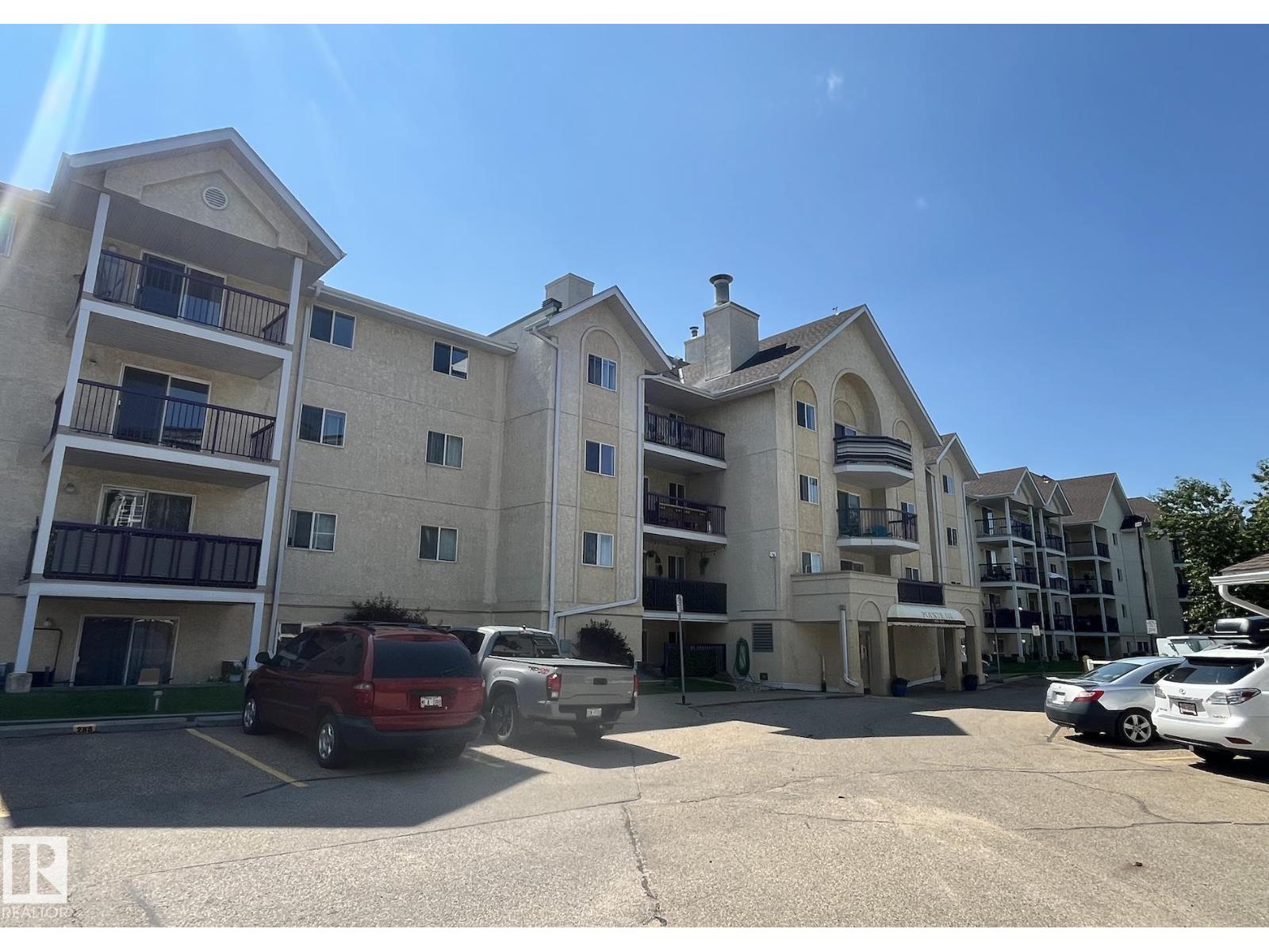 #458 10520 120 ST NW - 29