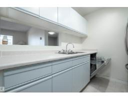 #458 10520 120 St Nw, Edmonton, AB T5H4L9 Photo 9