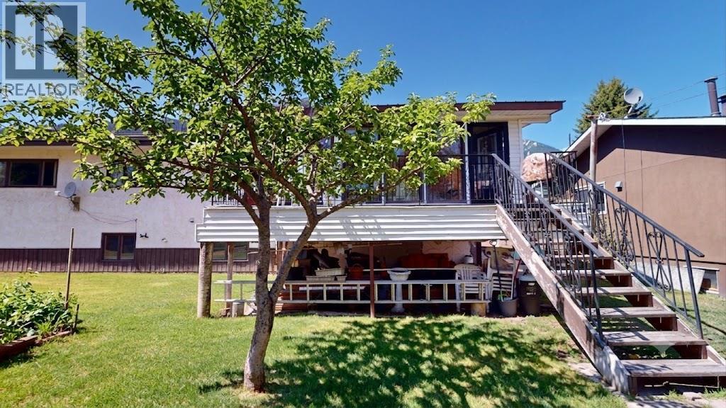 1698 McKenzie Road - 4