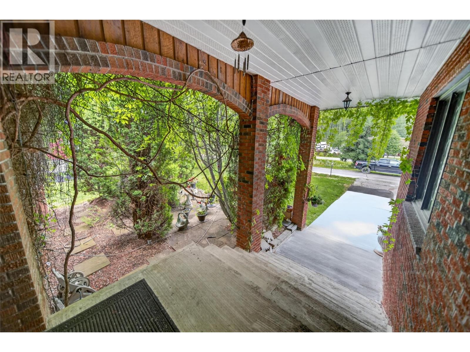 1698 McKenzie Road - 3
