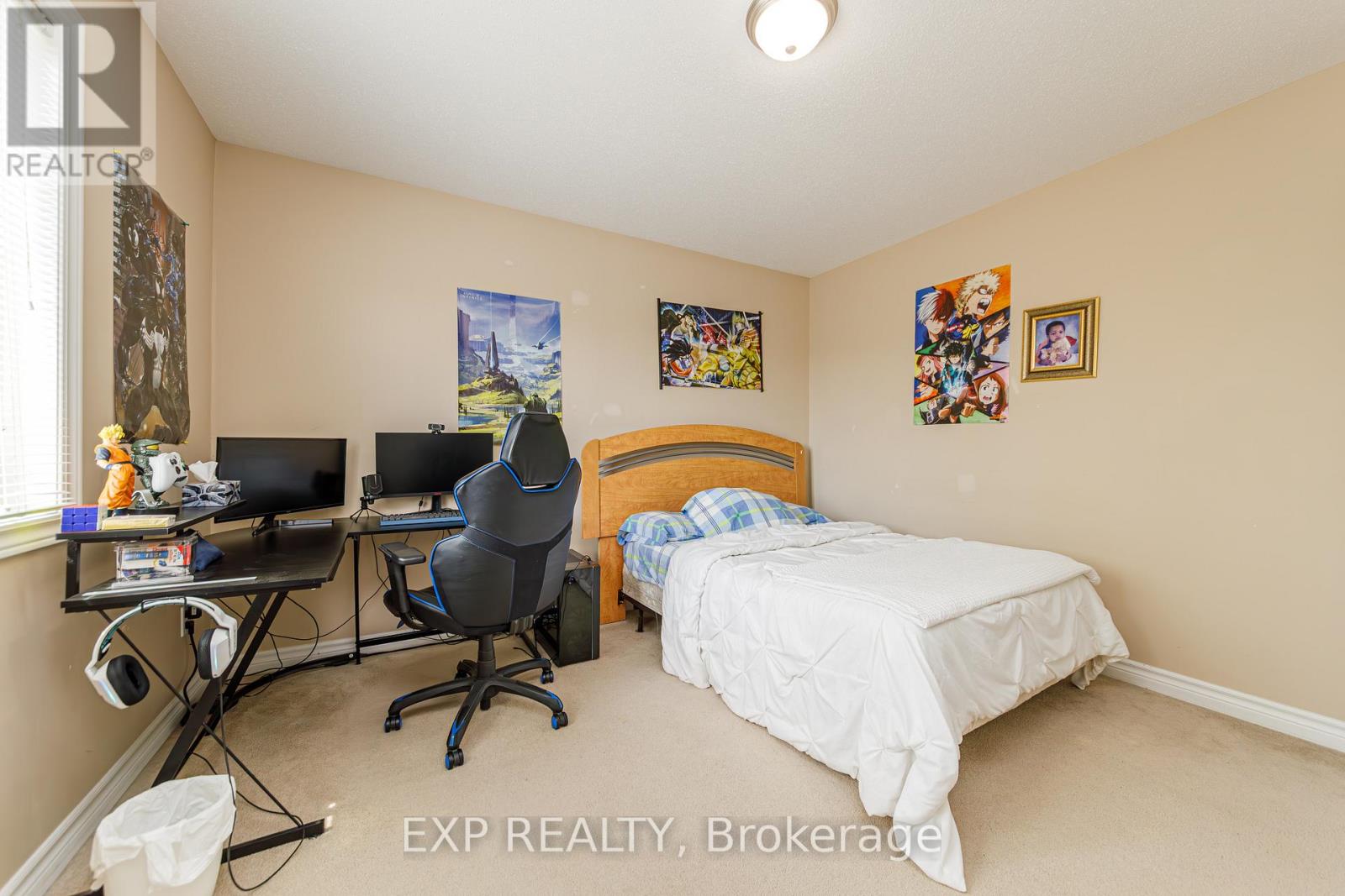 42 OASIS STREET - 26