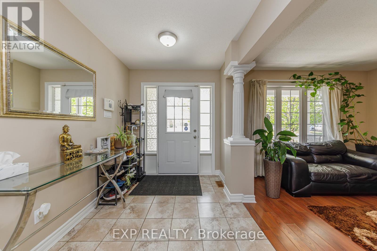 42 OASIS STREET - 3
