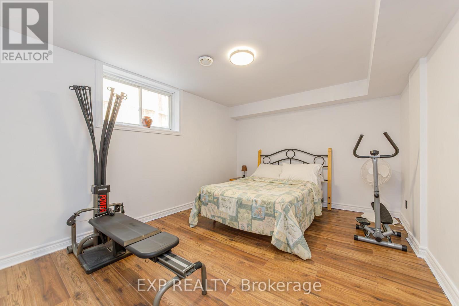 42 OASIS STREET - 39
