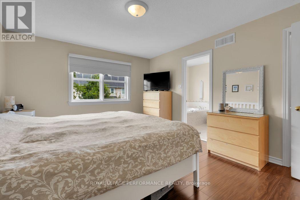 152 PURPLE FINCH CRESCENT - 19