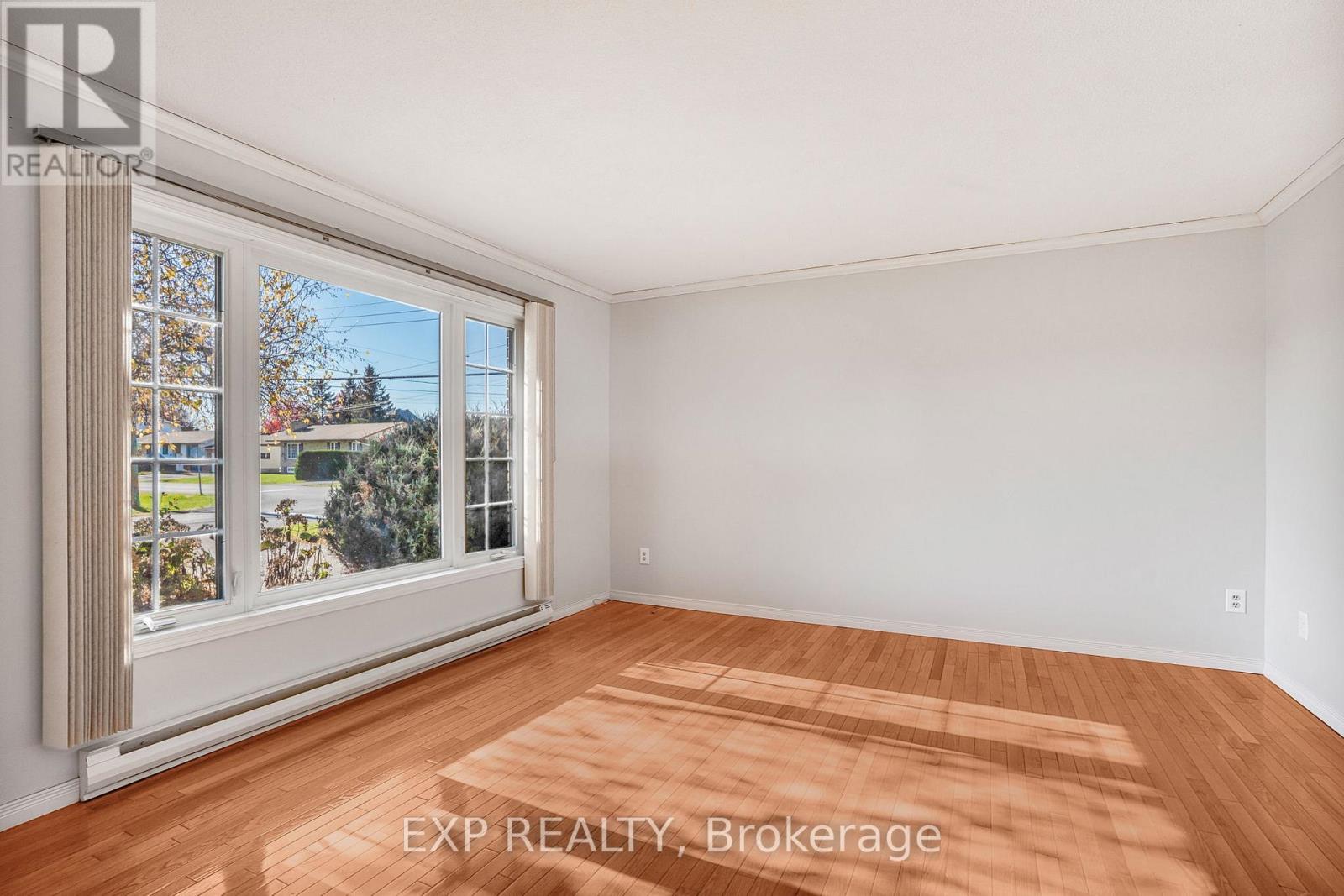 5 ALBERT STREET - 7