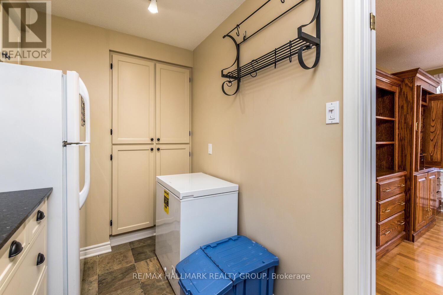 2 Bed, 2 Bath Apartment for Rent in Ottawa – 902 – 470 LAURIER AVENUE W, Ottawa – MLS# X13567004 - Image 15