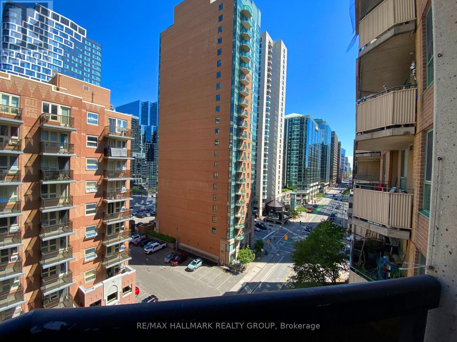 2 Bed, 2 Bath Apartment for Rent in Ottawa – 902 – 470 LAURIER AVENUE W, Ottawa – MLS# X13567004 - Image 8