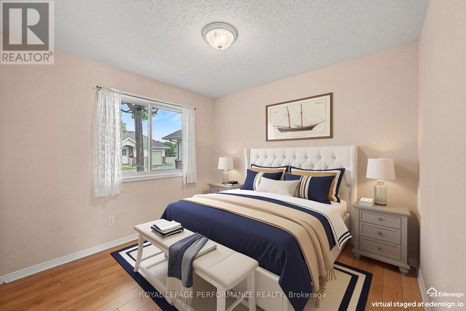 18 DAPHNE CRESCENT - 19