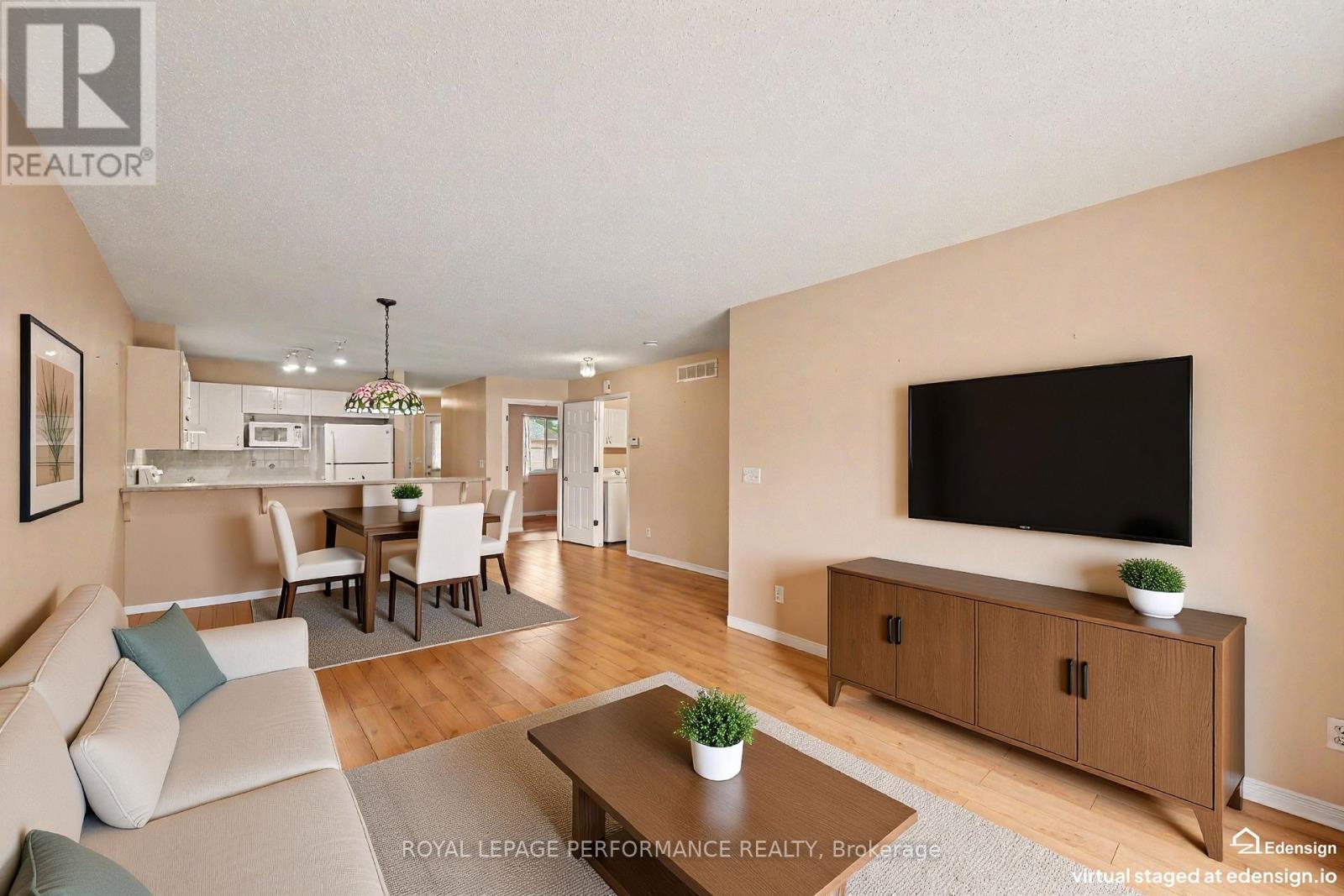 18 DAPHNE CRESCENT - 4
