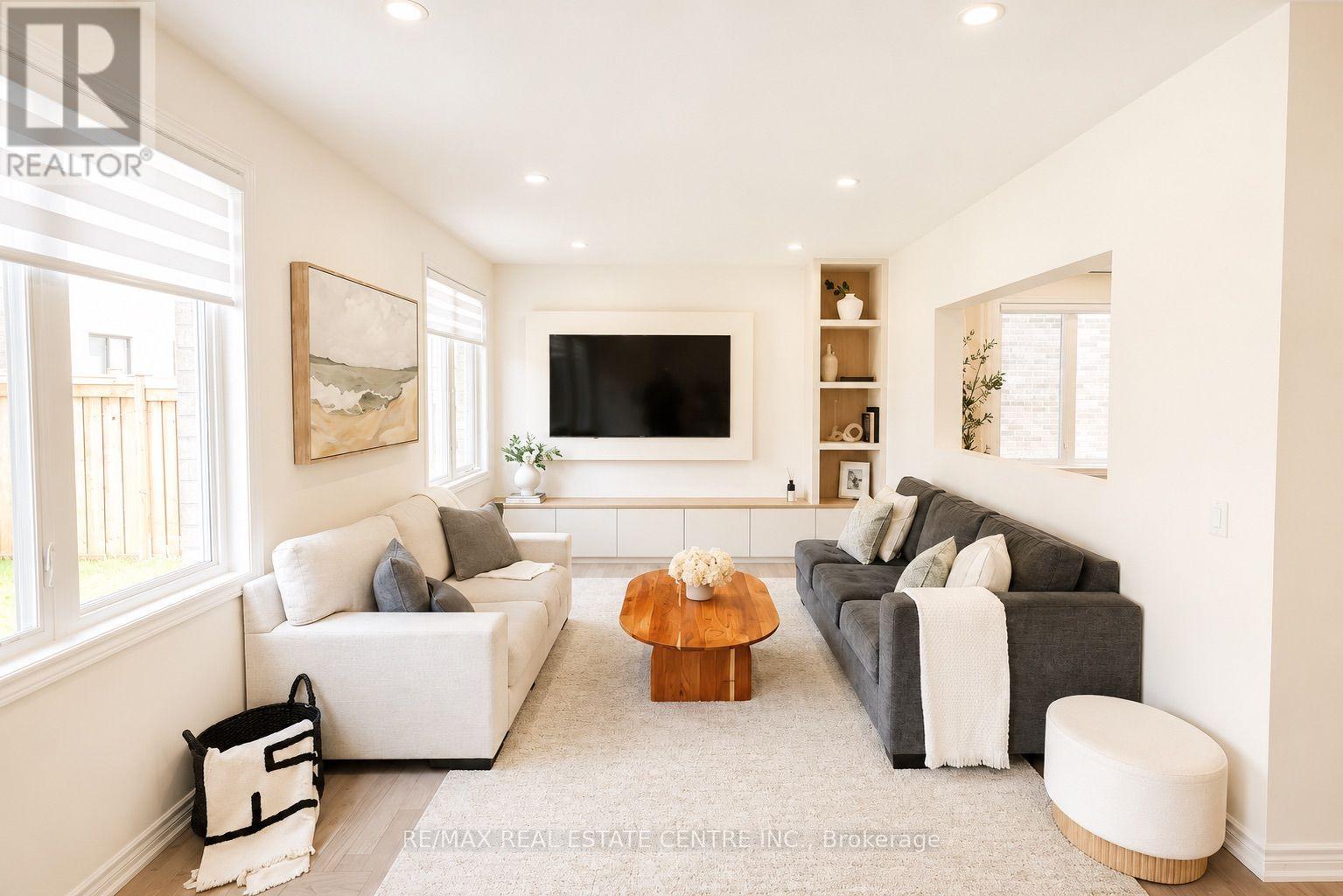 120 BUSATO DRIVE - 16