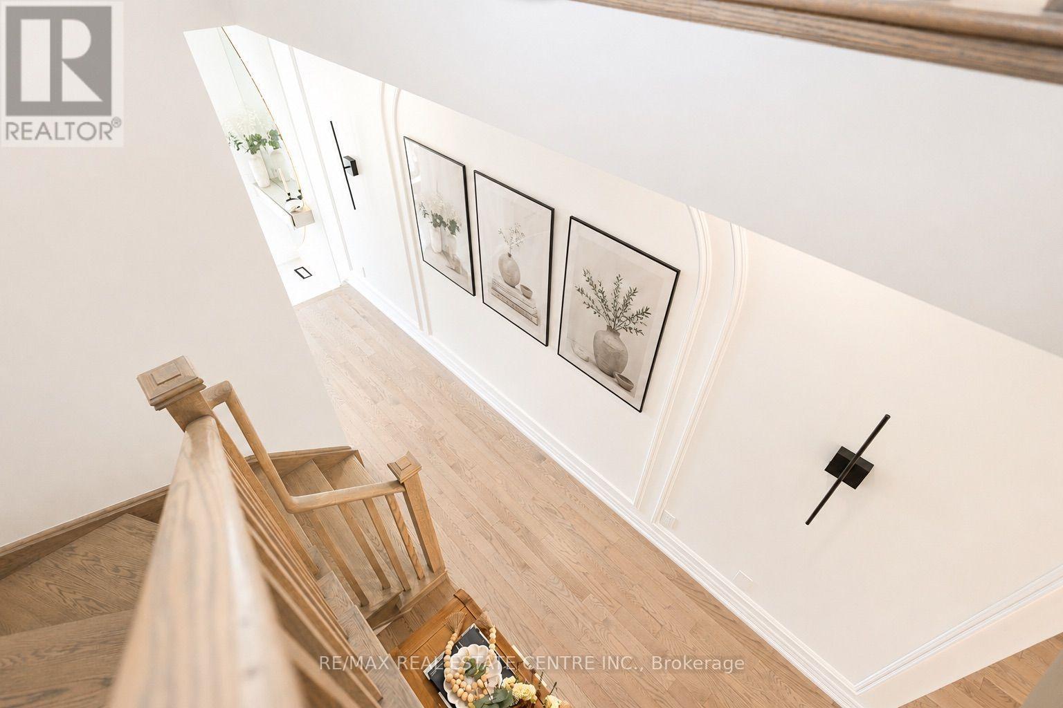 120 BUSATO DRIVE - 18