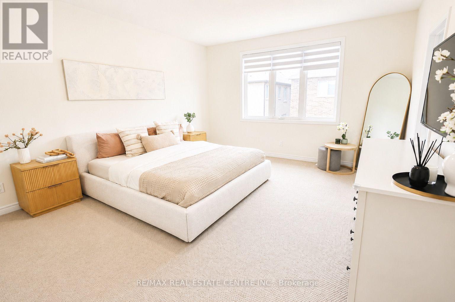 120 BUSATO DRIVE - 19
