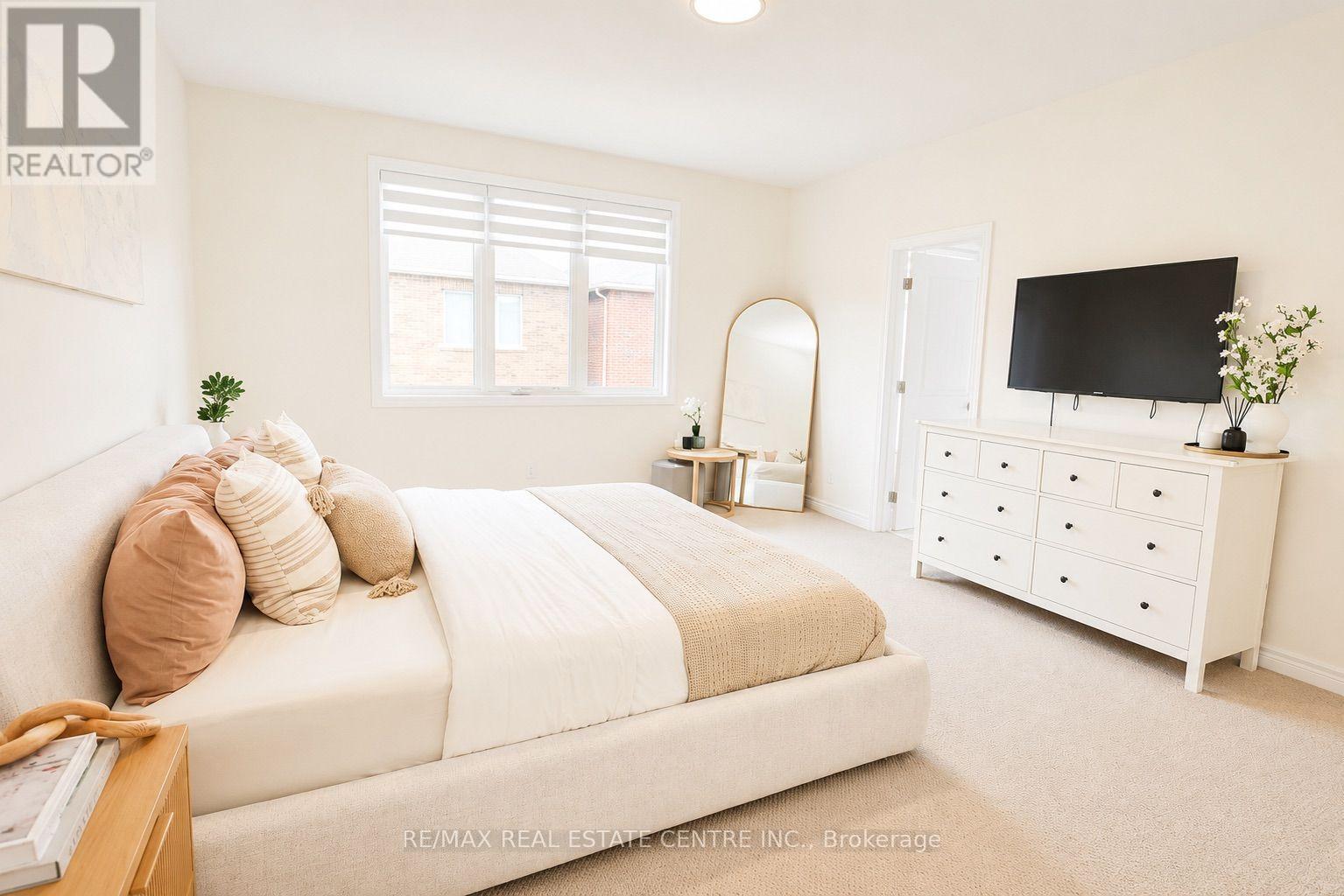 120 BUSATO DRIVE - 20