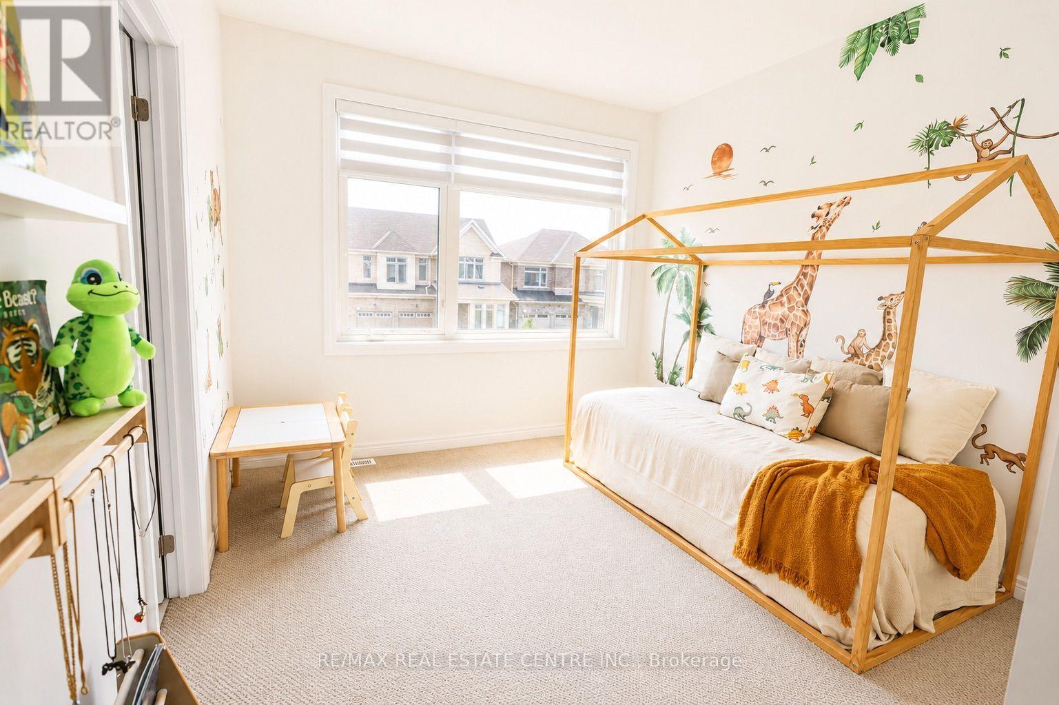 120 BUSATO DRIVE - 29