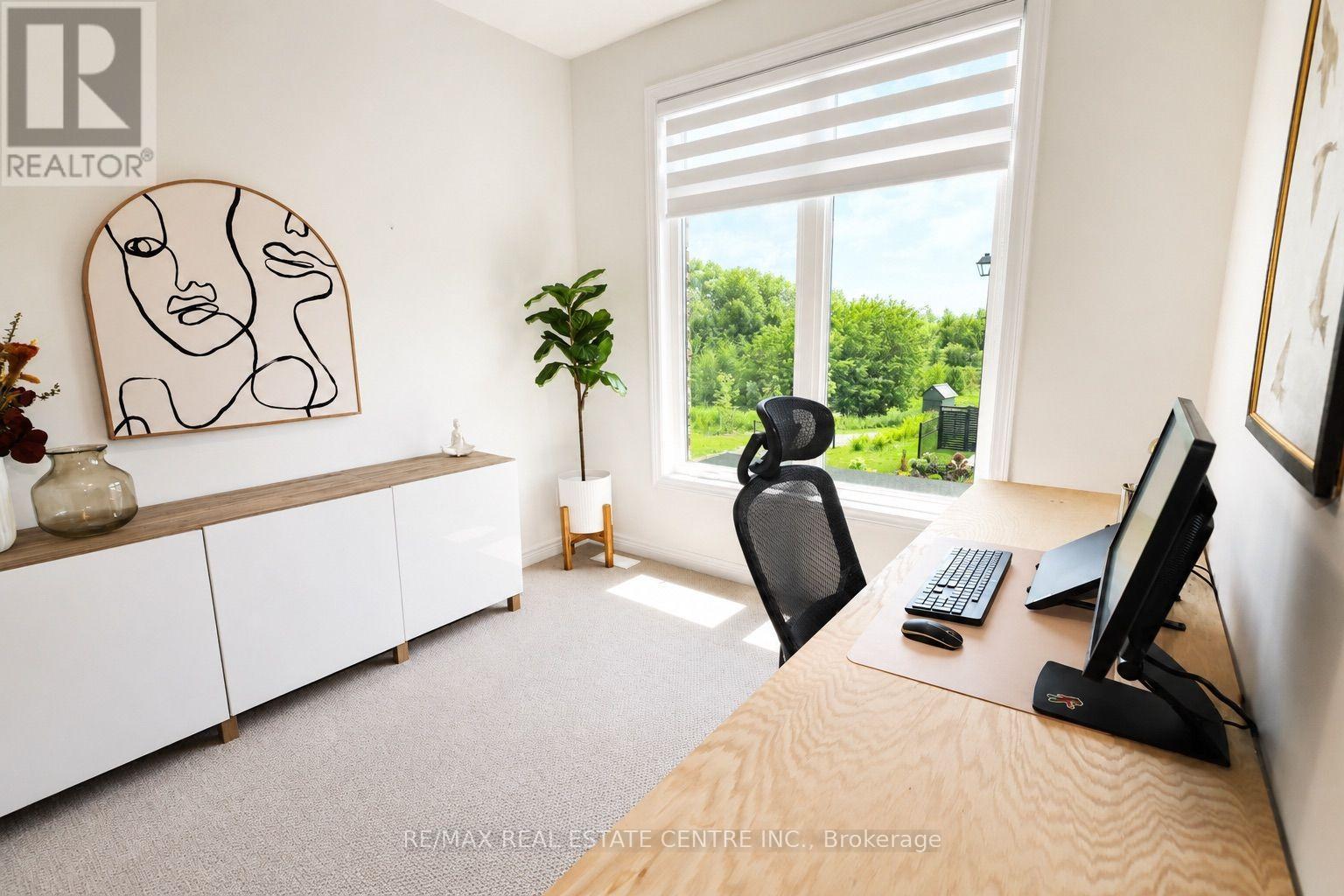 120 BUSATO DRIVE - 32