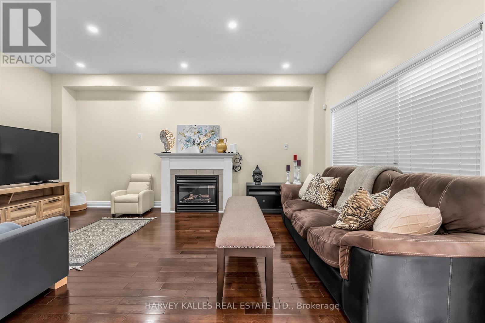 12 TIDEWATER ROAD - 13