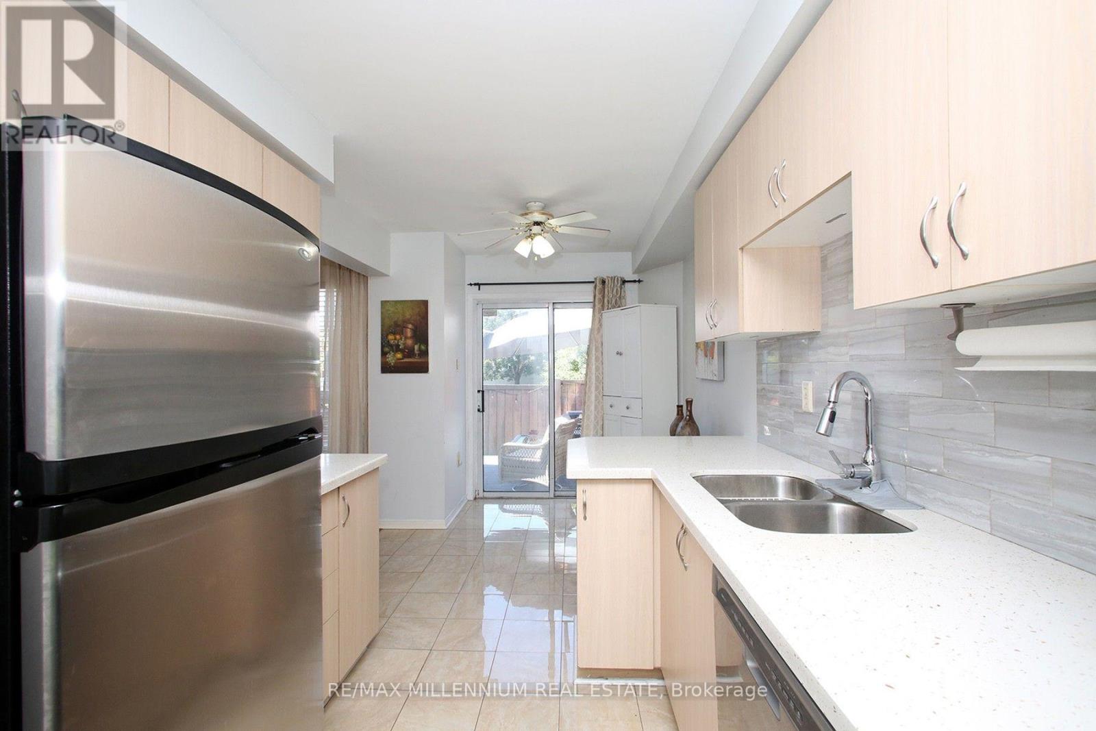 #20 20 KENWOOD DRIVE - 15