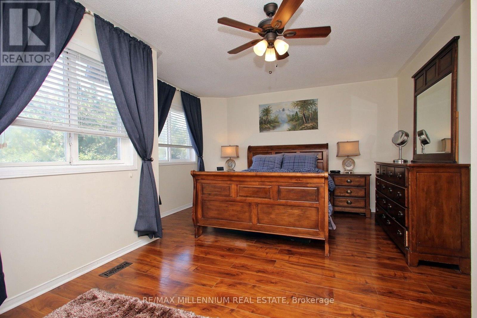 #20 20 KENWOOD DRIVE - 17