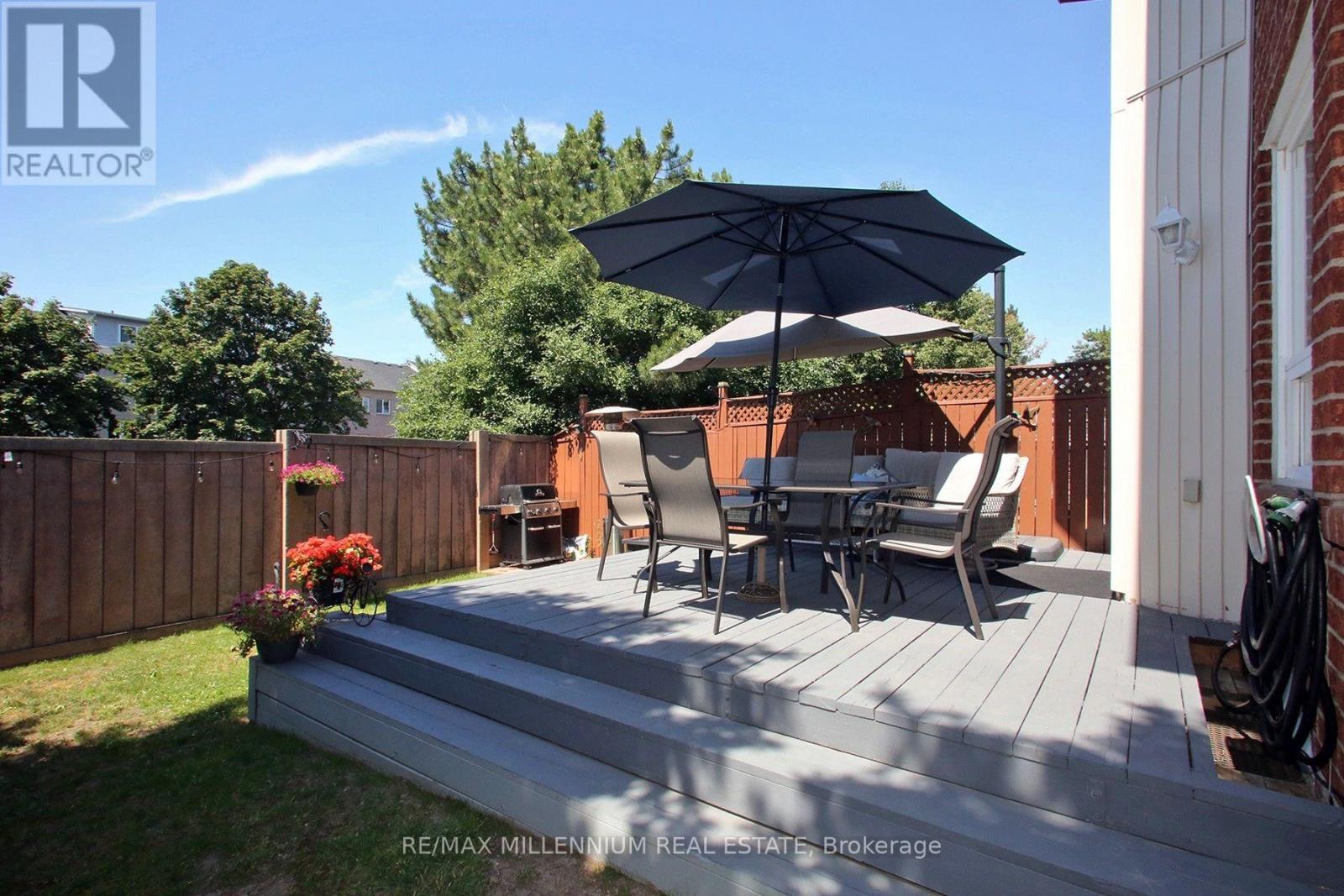 #20 20 KENWOOD DRIVE - 44