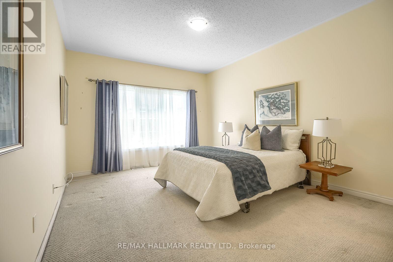 #51 18 AMARILLO ROAD - 23