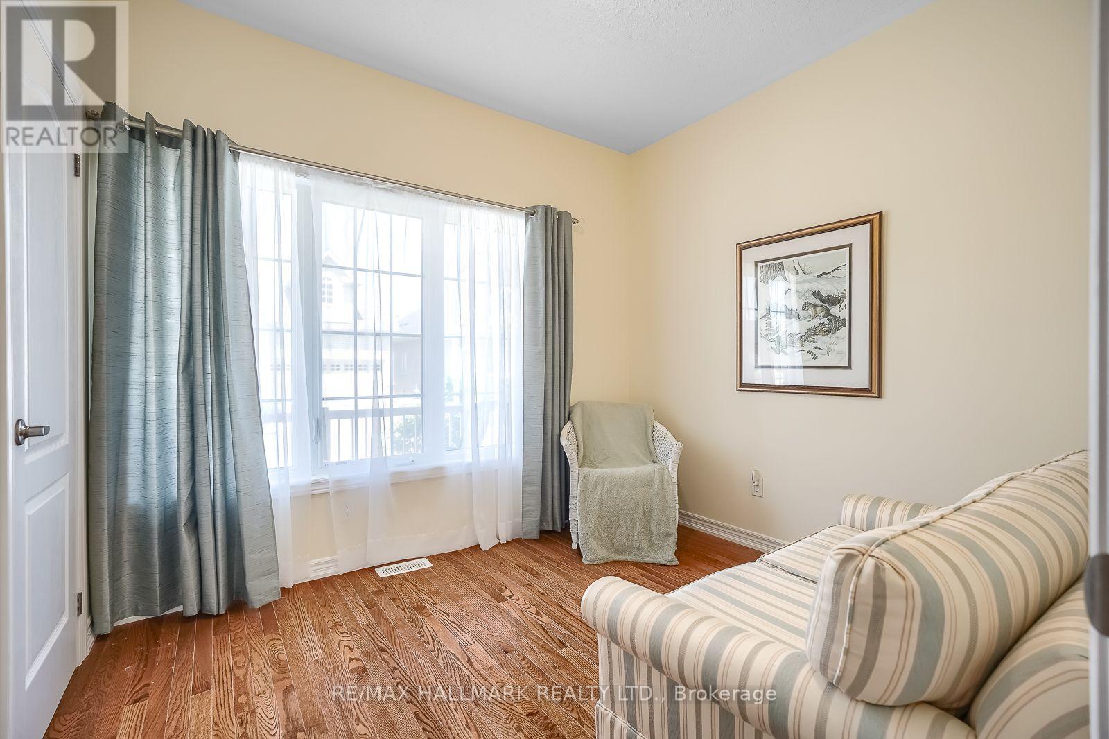 #51 18 AMARILLO ROAD - 27