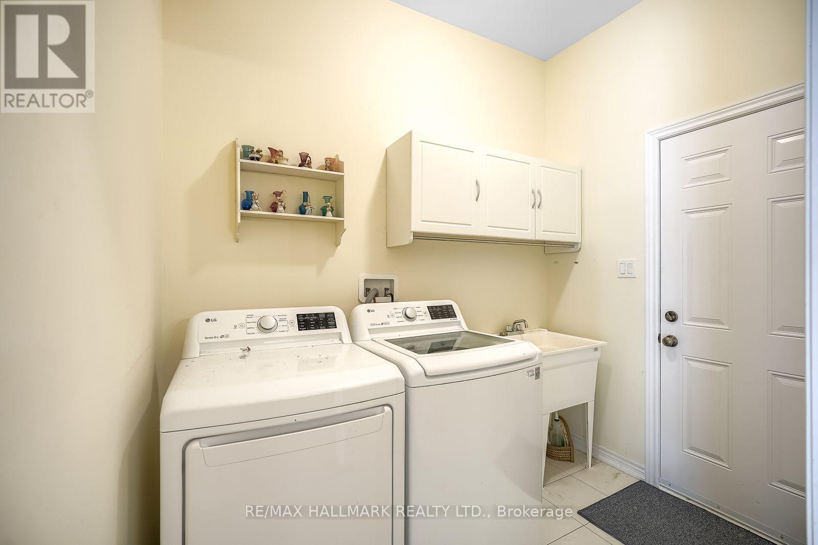 #51 18 AMARILLO ROAD - 29