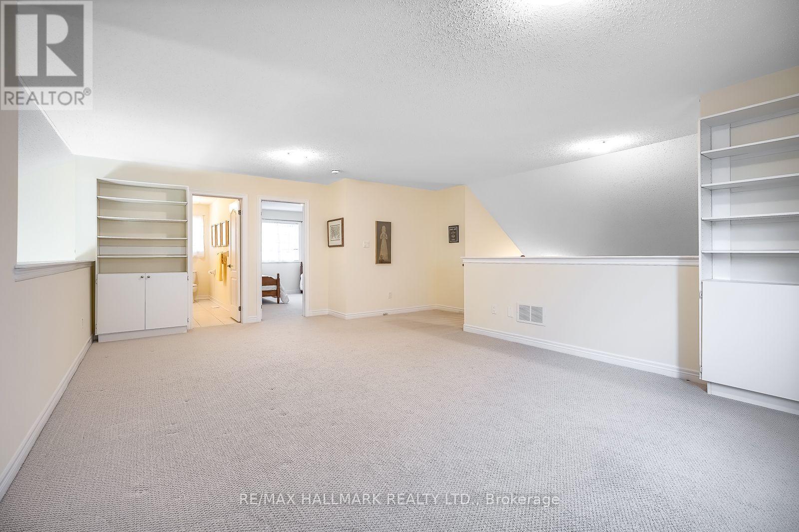 #51 18 AMARILLO ROAD - 32