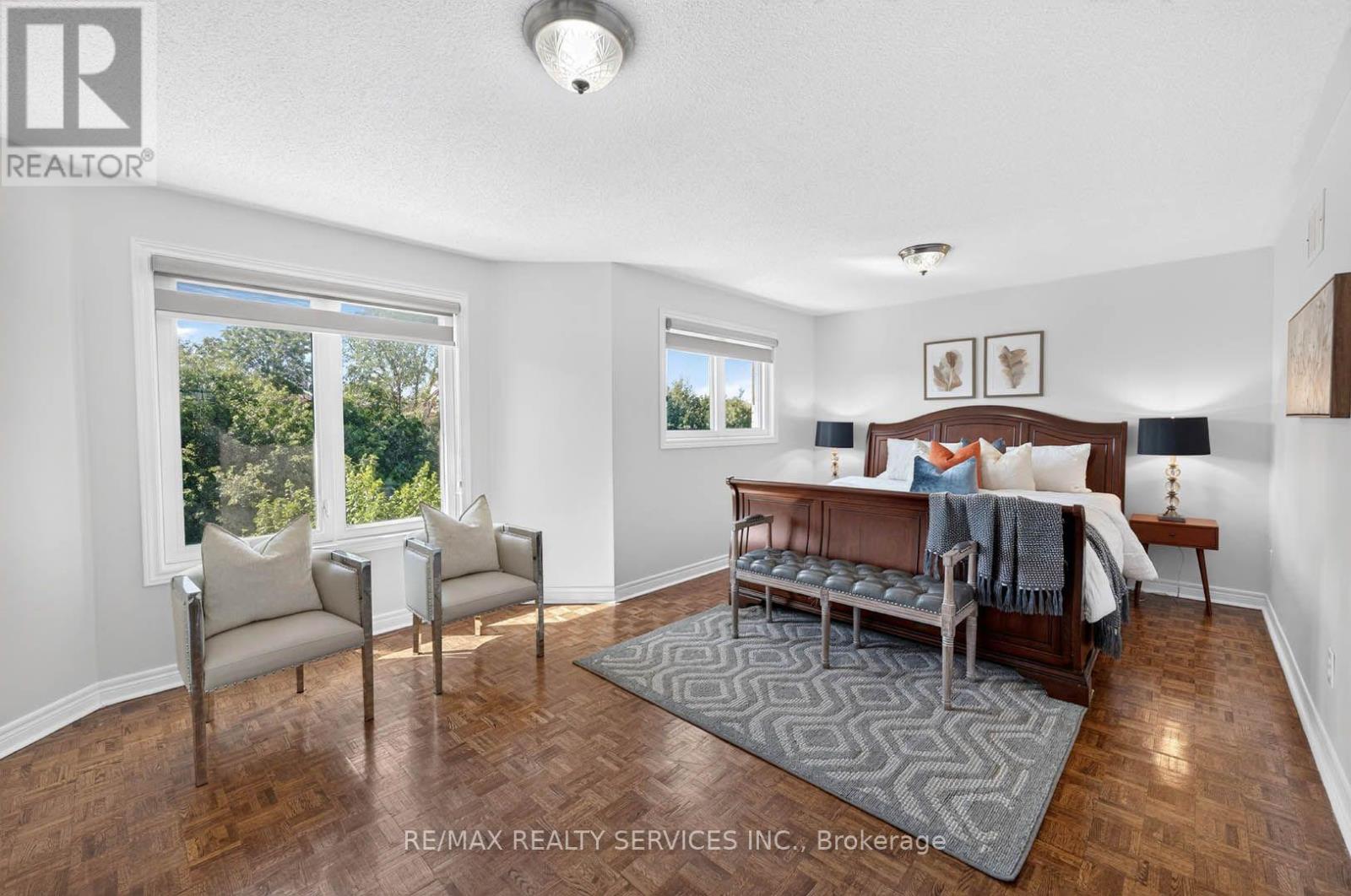 38 DEERGLEN DRIVE - 25