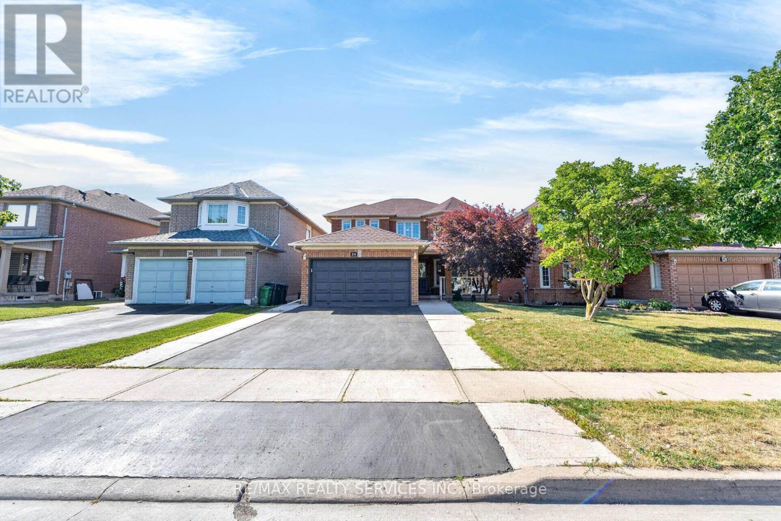38 DEERGLEN DRIVE - 3