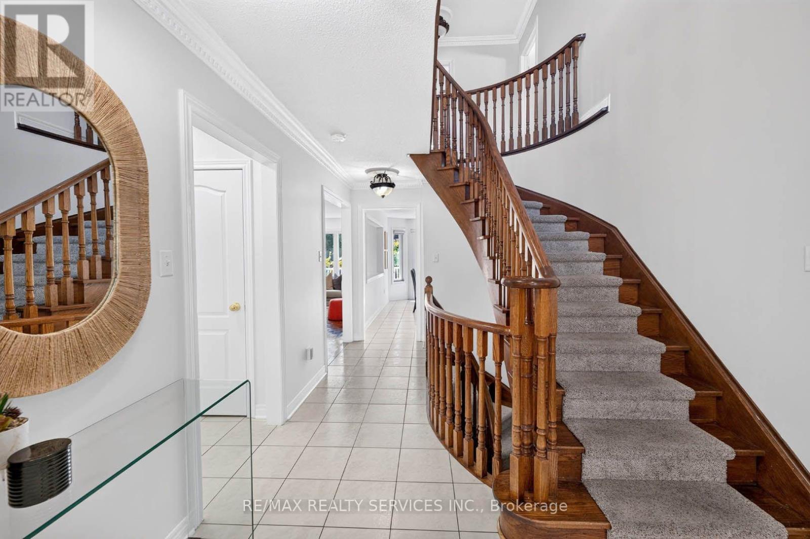 38 DEERGLEN DRIVE - 6