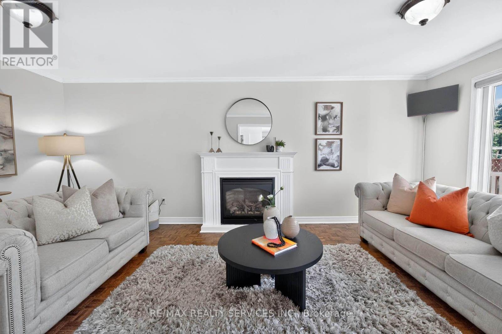 38 DEERGLEN DRIVE - 9