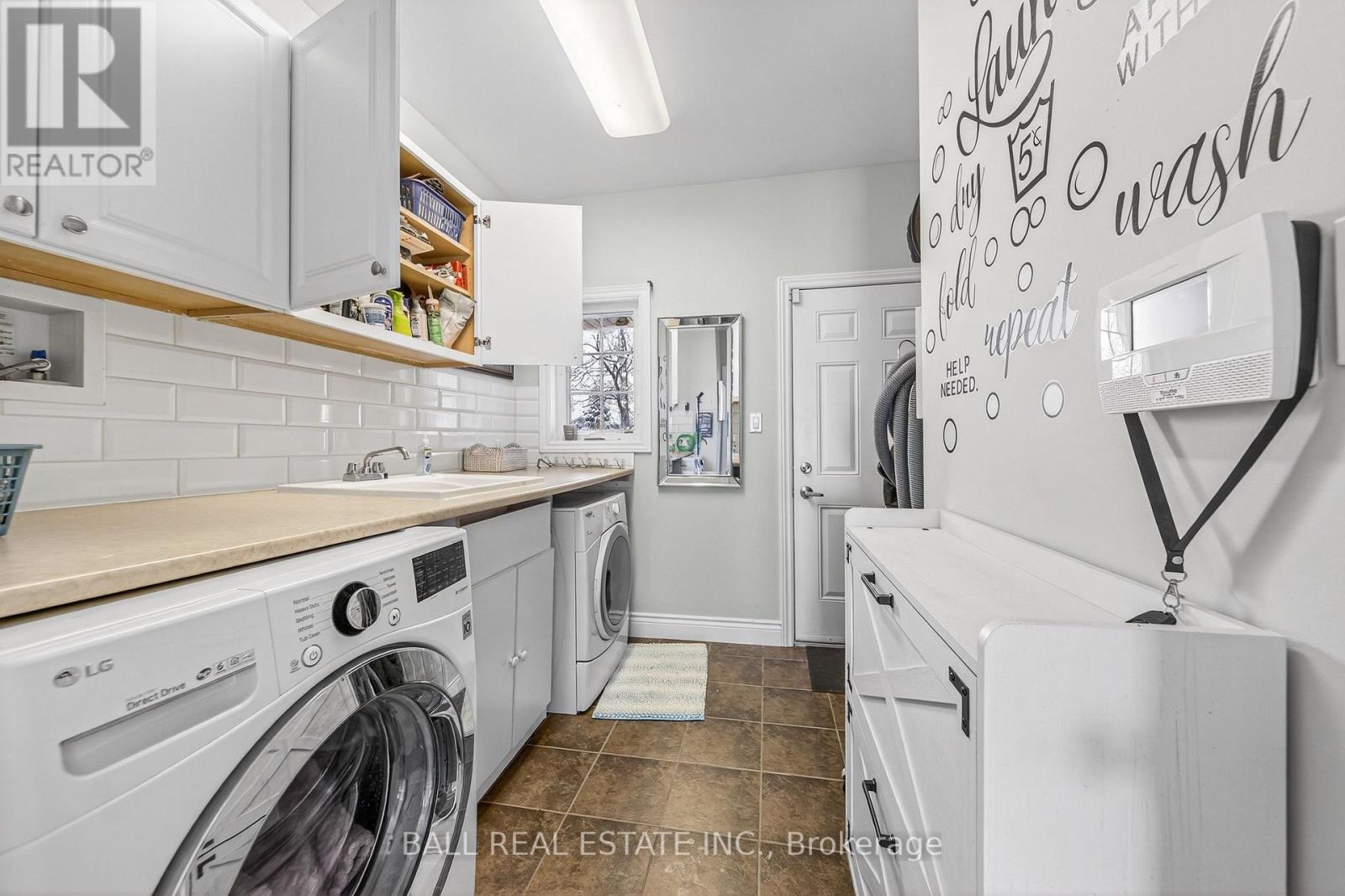 2172 KATCHEWANOOKA COURT - 20