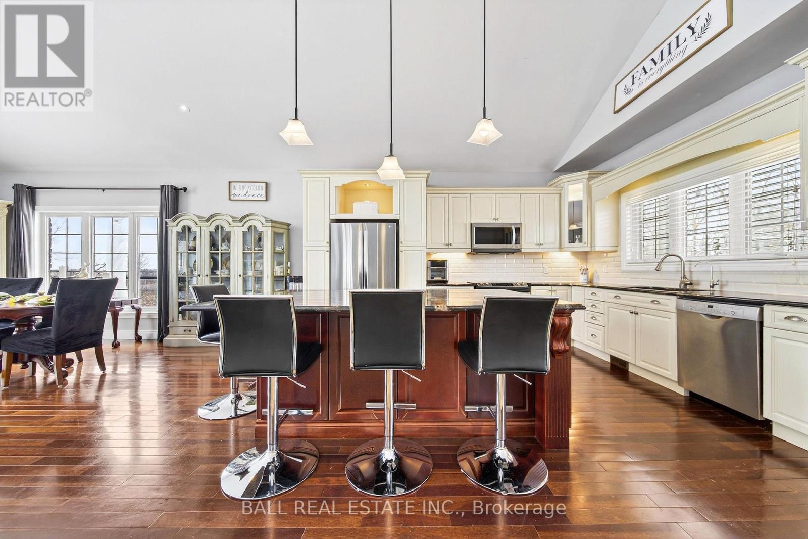 2172 KATCHEWANOOKA COURT - 5