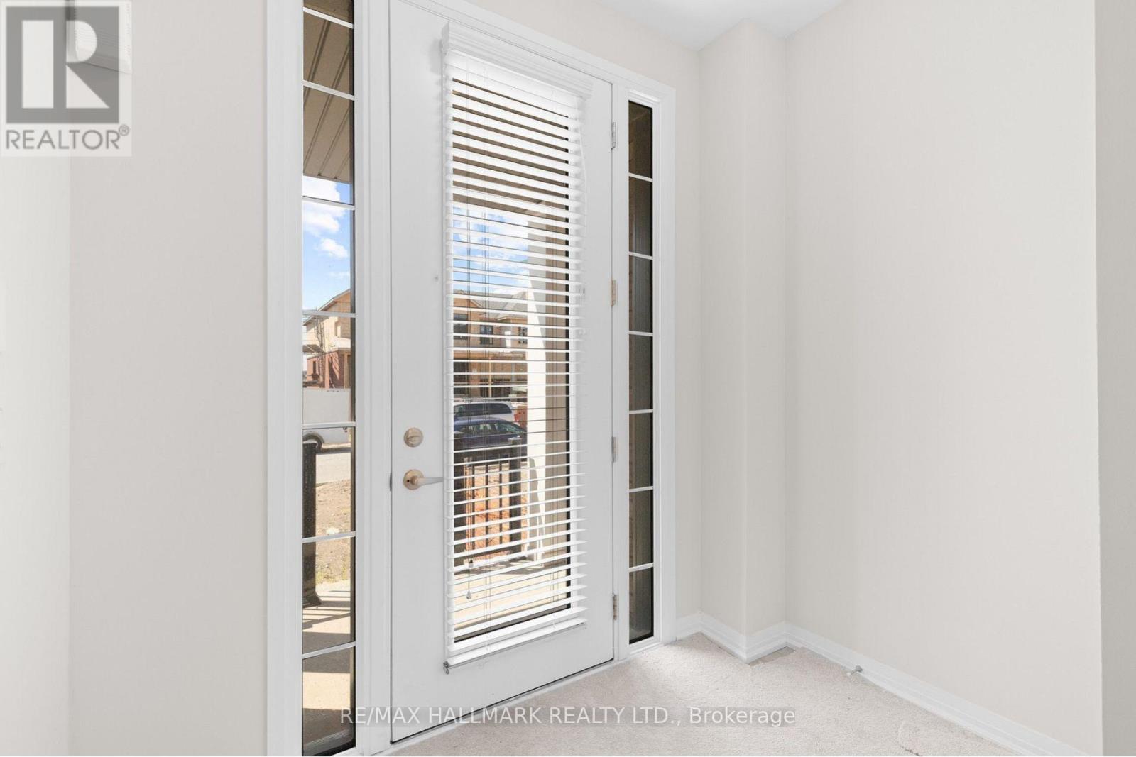 16 CROSSMORE CRESCENT - 3