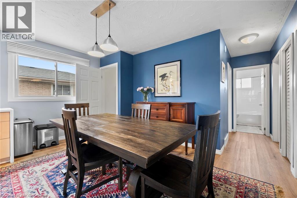 42 ATWATER Crescent - 14