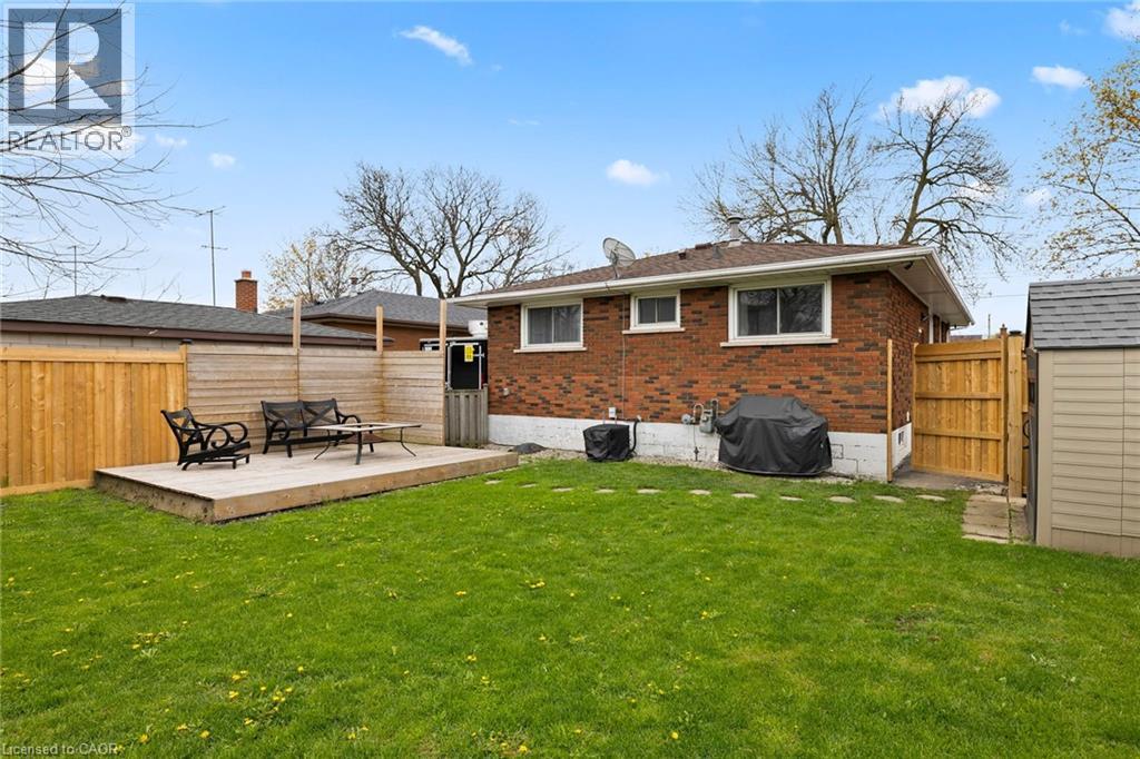42 ATWATER Crescent - 41