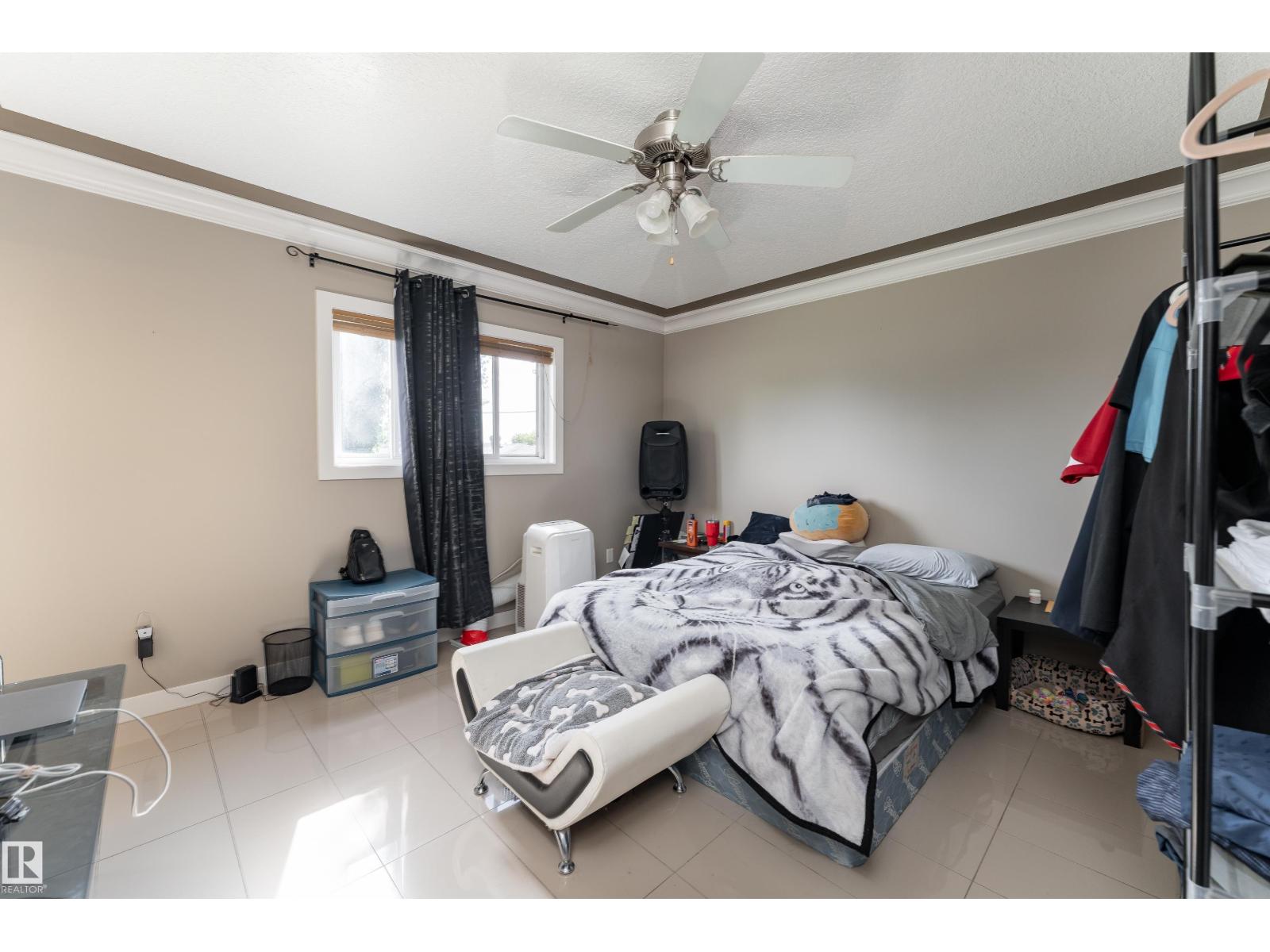 12847 86 ST NW - 11
