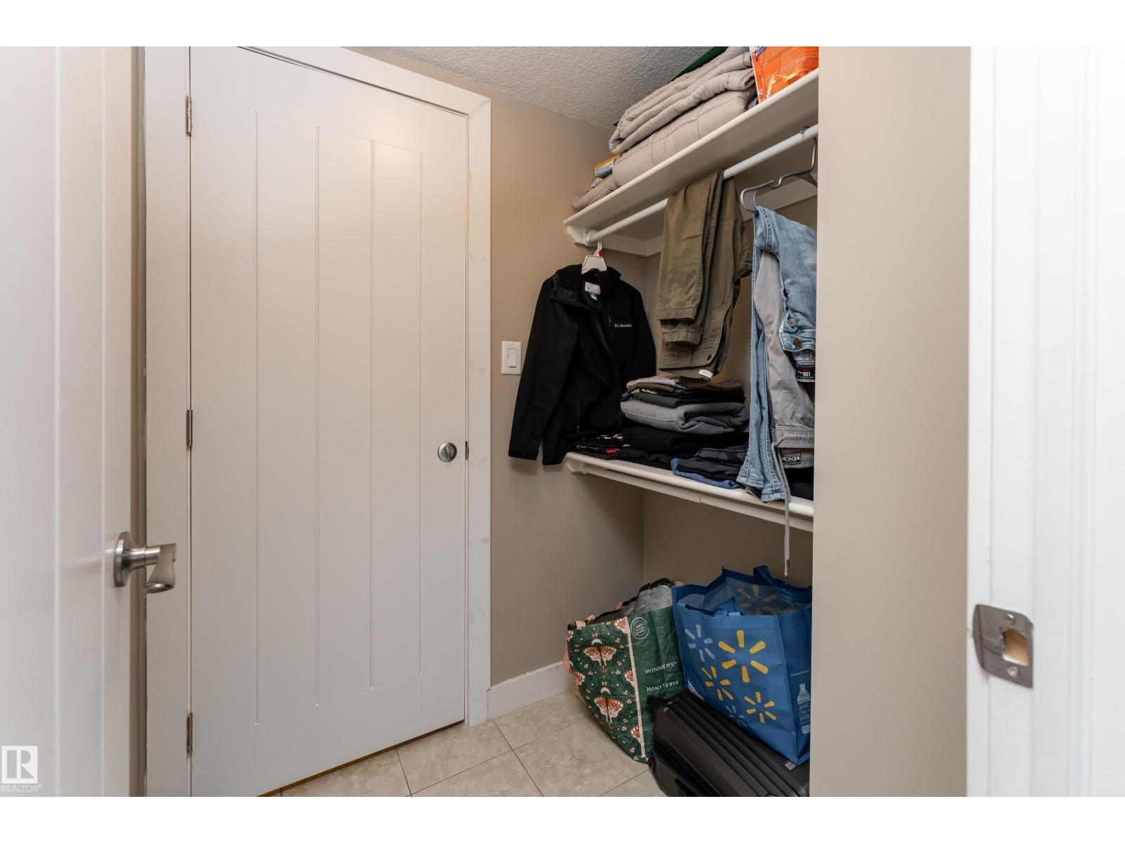 12847 86 ST NW - 34