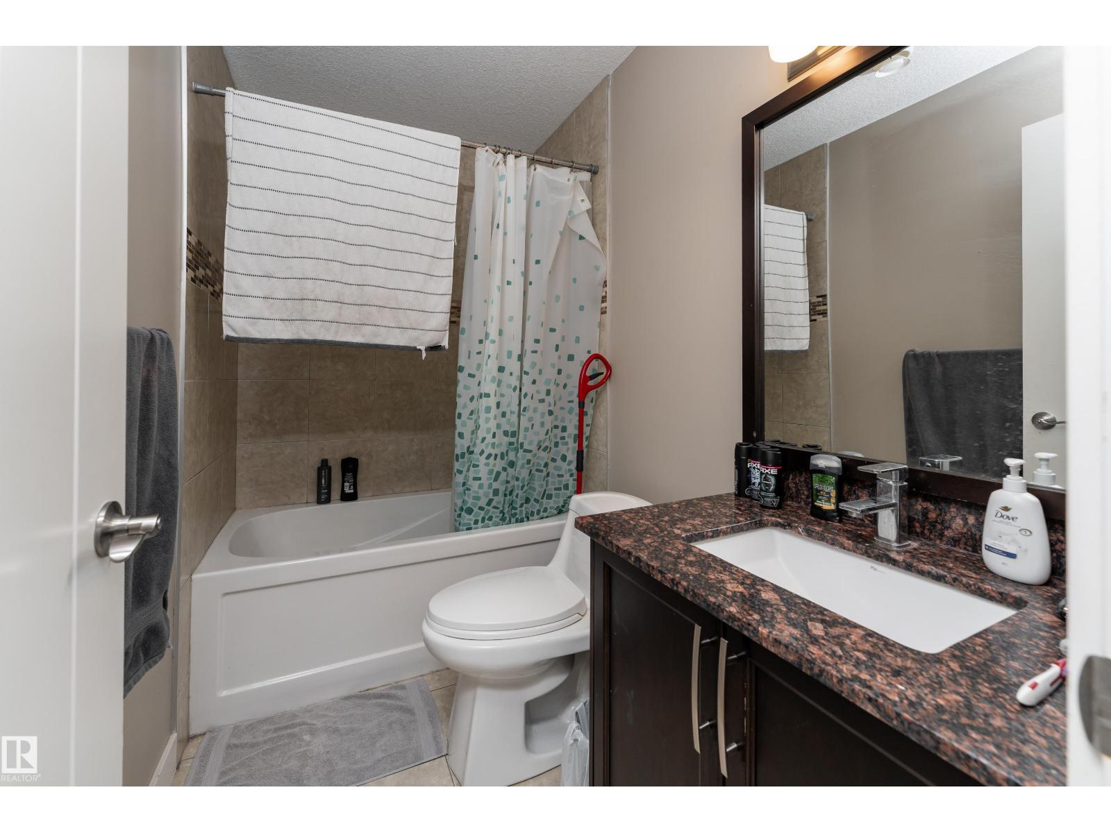 12847 86 ST NW - 37